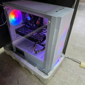 컴퓨터 본체 i5-8500 GTX 1080 판매합니다