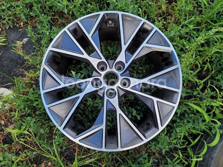 19인치 아반떼N 16인치 그렌져XG--0