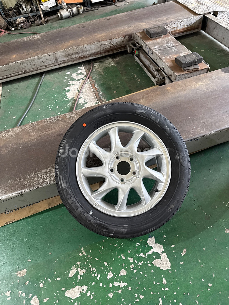 19인치 아반떼N 16인치 그렌져XG--1