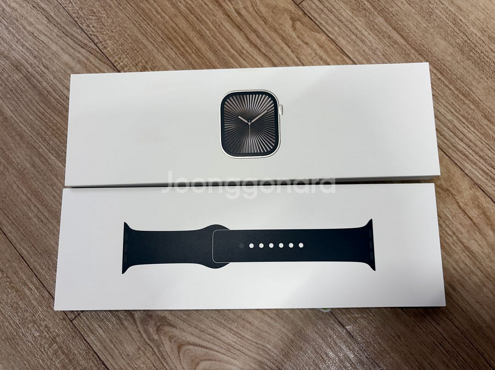 애플워치10 네추럴티타늄 46mm 팝니다--0