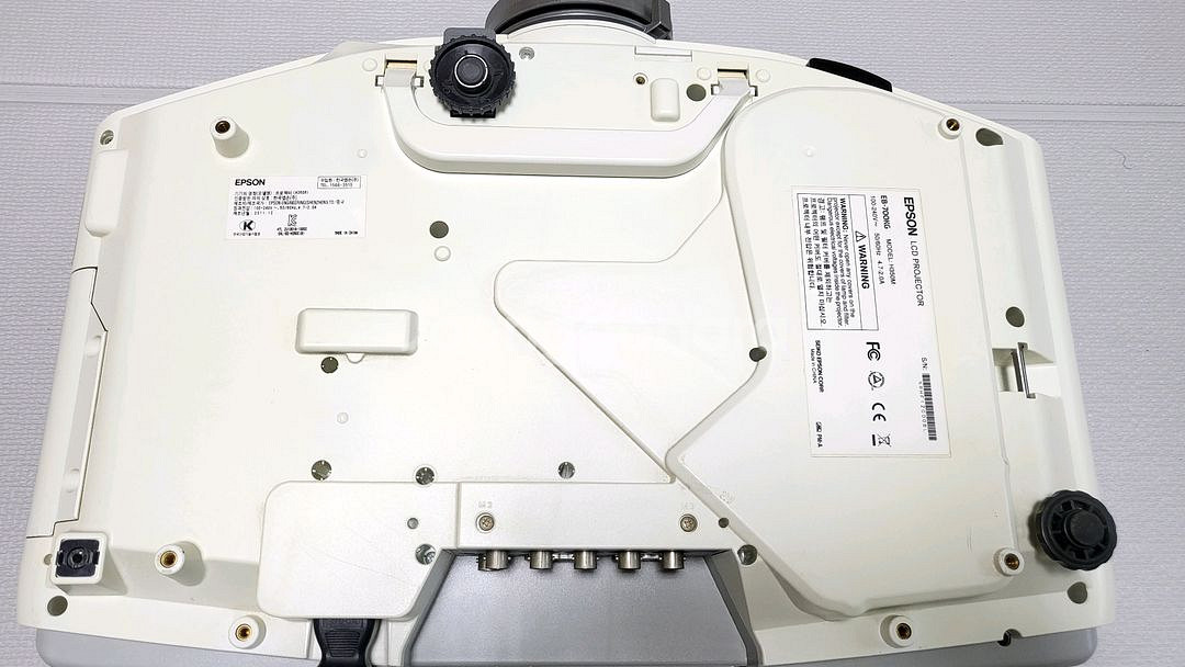 EPSON EB-700KG 빔프로젝터 팝니다--4