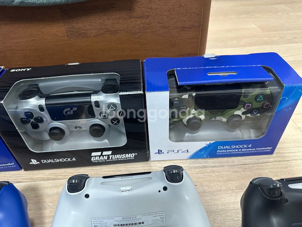 PS4(플스4) 듀얼쇼크 신형 팝니다.--7