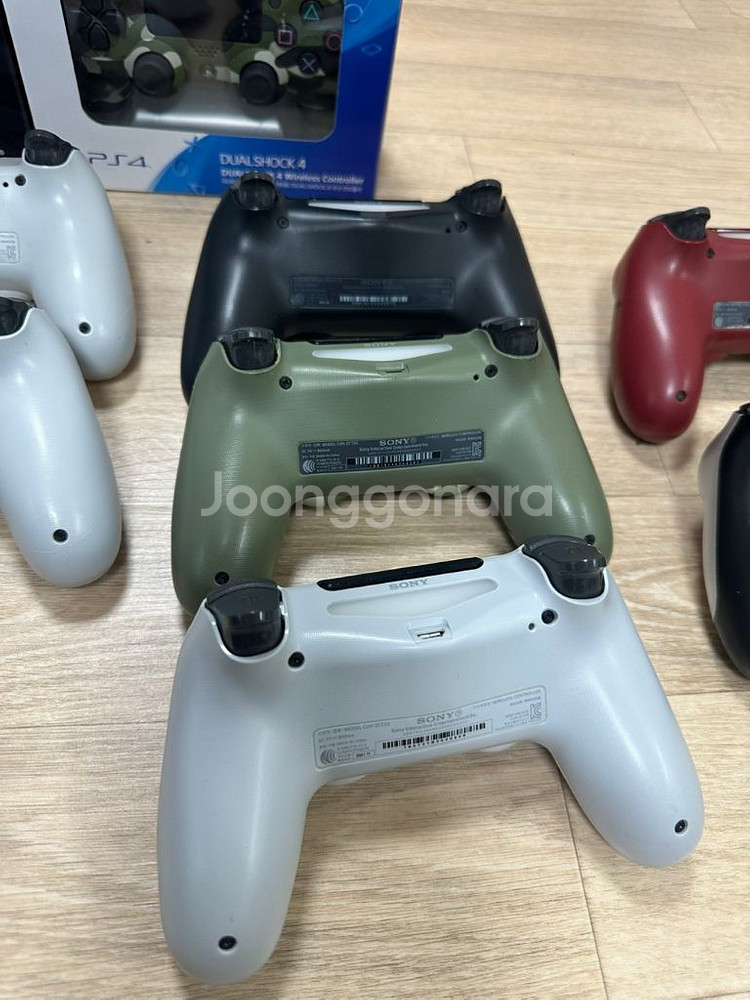 PS4(플스4) 듀얼쇼크 신형 팝니다.--5