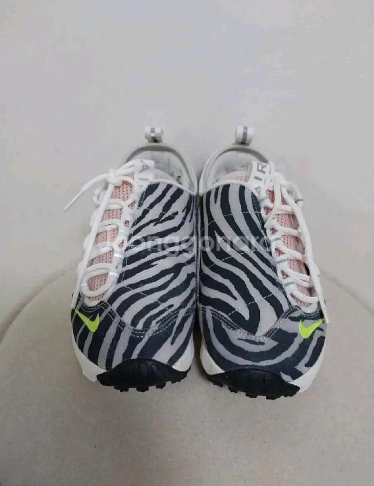 여성 나이키 에어풋스 케이프 운동화 (235)--0