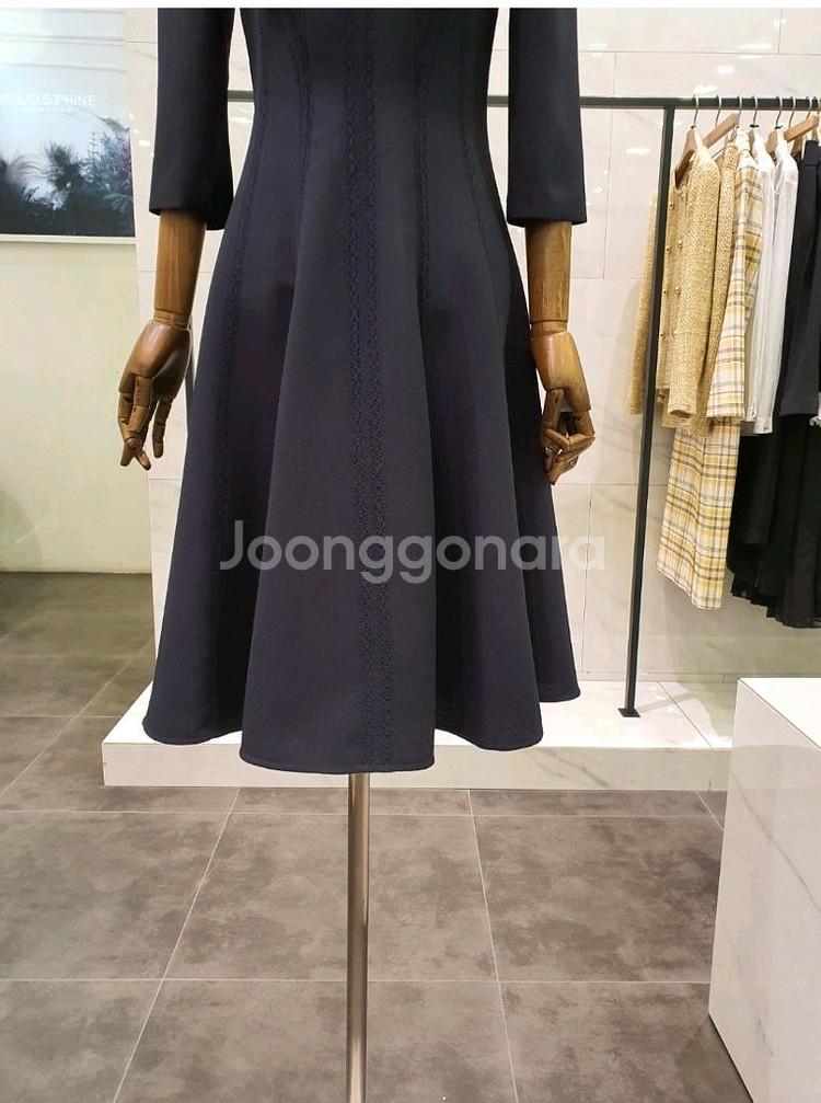 모조에스피 네이비 레이스원피스--2