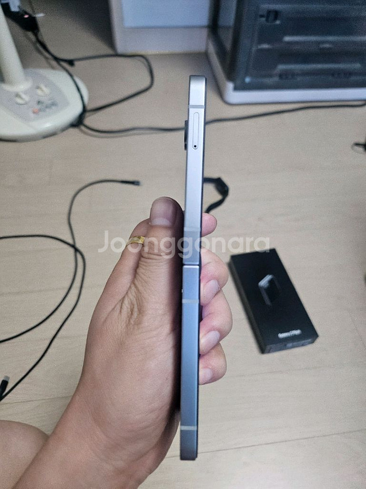 갤럭시 Z Flip6 512G 실버쉐도우 풀박스--1