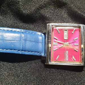 세이코 5엑트 사각 오토매틱 시계 팝니다