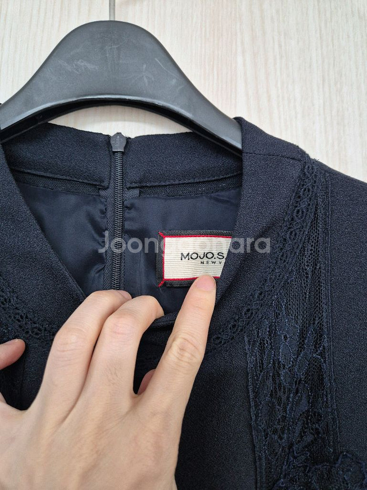 모조에스피 네이비 레이스원피스--5