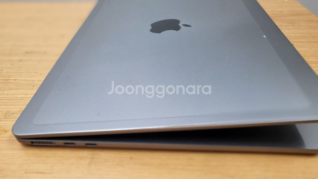 애플 맥북 에어 M2 2022 13인치 스페이스그레이 2--7