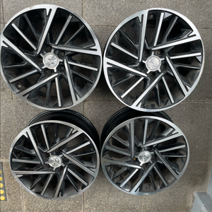 더뉴그랜저ig 17인치 휠 4개