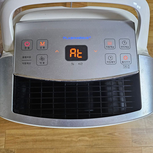 위닉스 제습기(dfn162-z3) 팝니다