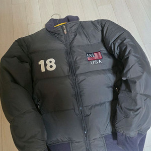 아베크롬비 성조기패딩 105