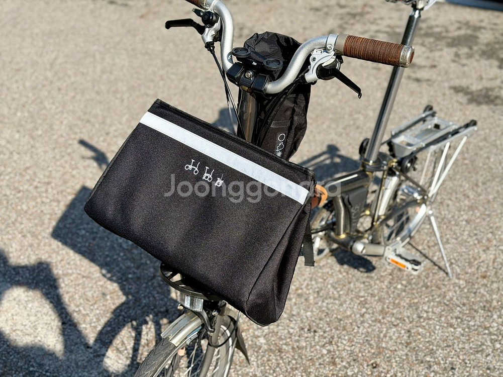 브롬톤 접이식 자전거 M6R 풀옵션 로우라커 프리미엄 단종 색상--5