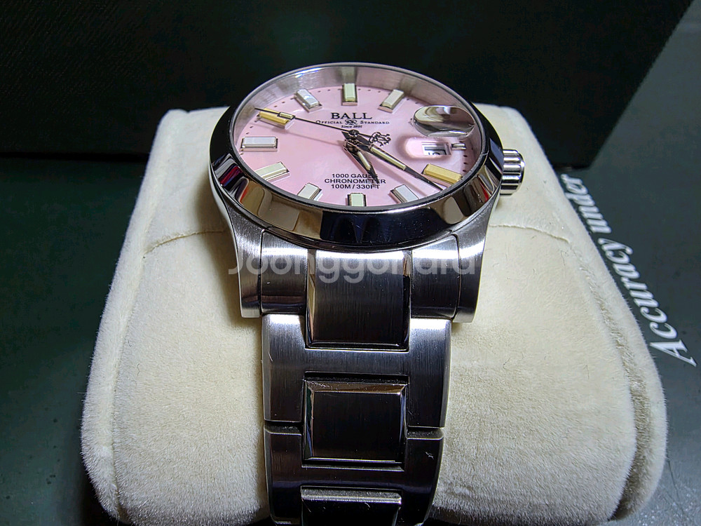 볼워치 엔지니어3 마블라이트 36mm 핑크 오토매틱 24년 11월 스탬핑.박스풀셋 생활기스 약간 상태 매우 좋습니다--5