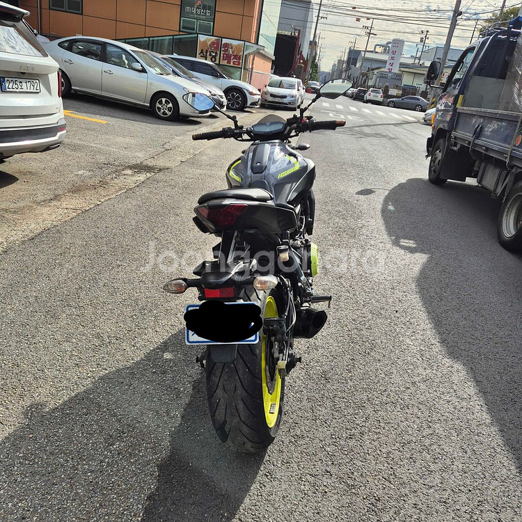 야마하 MT-03 오토바이--1