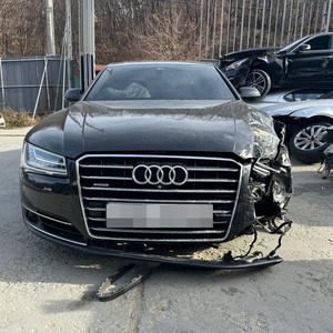 아우디 A8L D4 후기형 60 TDI QUATTRO 디젤 2015년 033112 379,340km 분해 판매합니다
