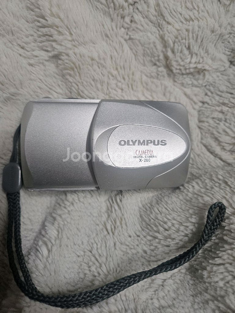 올림푸스 콤팩트 디지털카메라 X-200 레트로 디카--0