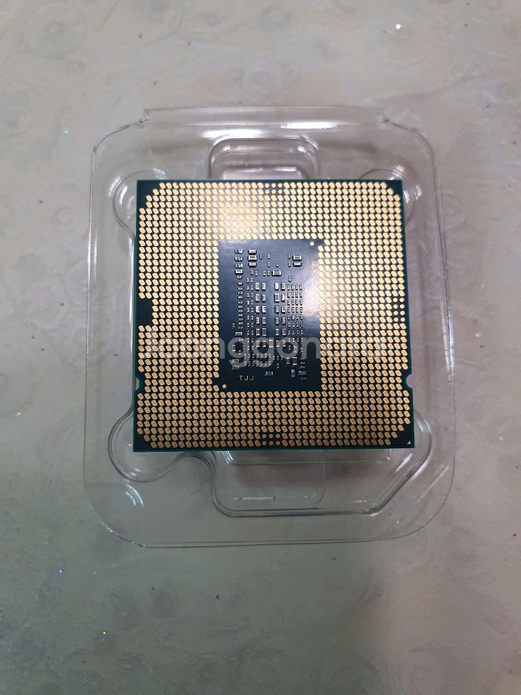 인텔 코어 i5-10400F CPU입니다--1