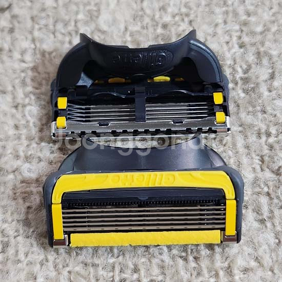 남성용 면도기 세트--3