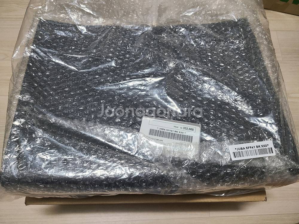 질스튜어트 뉴욕 천연소가죽 토트백--1