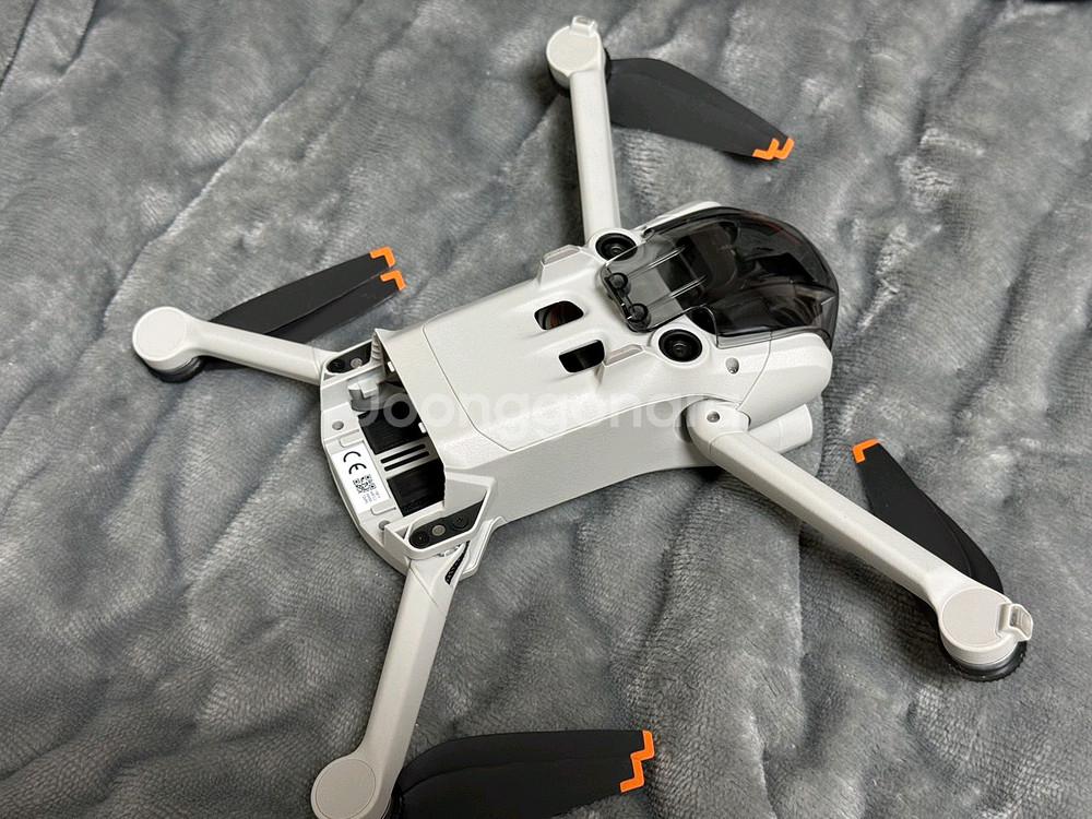 DJI 미니3 프로 플라이모어 콤보(RC 컨트롤러) + 악세서리 다수--2