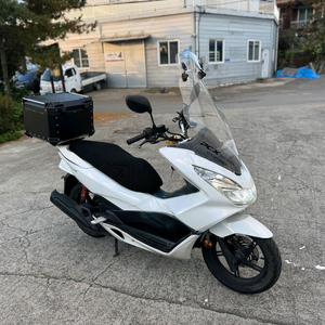혼다 pcx125 16년 화이트컬러 판매합니다