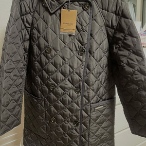 버버리 타이팅 퀼팅자켓 새상품