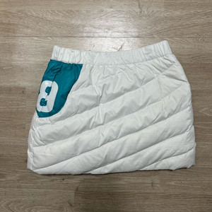 파리게이츠 여성 골프웨어 패딩 골프치마 골프스커트 [화이트] 1사이즈