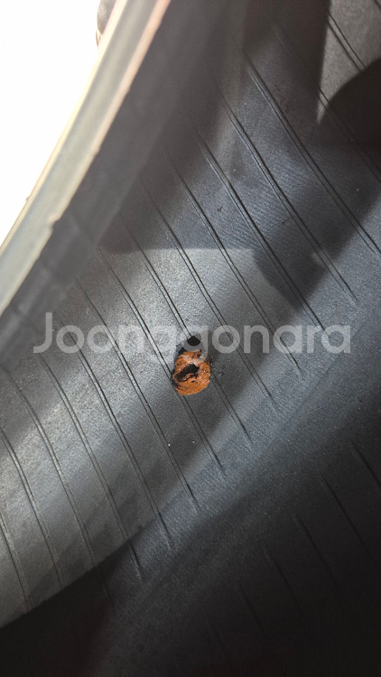 중고 타이어 235 60 18 브릿지스톤 듀얼러HP--5