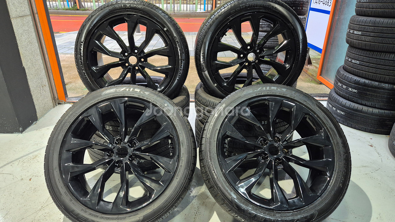 쏘렌토 MQ4 20인치 블랙 중고 휠 타이어 팝니다.--0