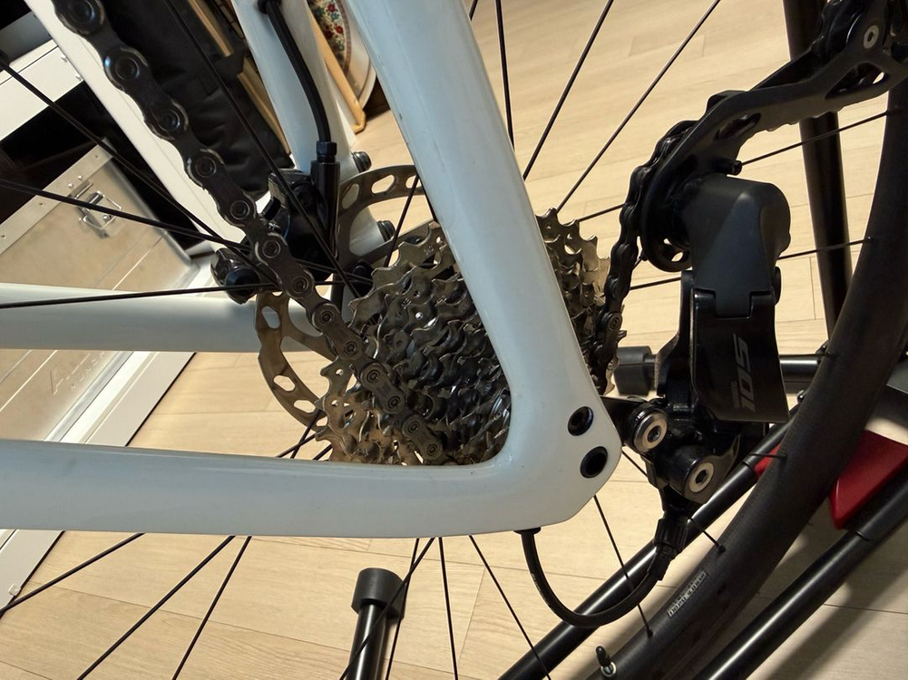 스페셜라이즈드 타막sl7스포츠 풀105 카본 새차 이미지