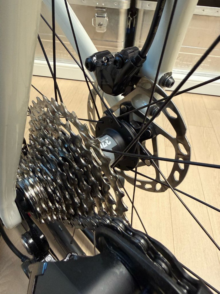 스페셜라이즈드 타막sl7스포츠 풀105 카본 새차 이미지