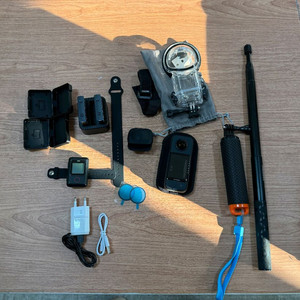 인스타360X3 다이브 번들+GPS리모컨+충전독+예비밧데리2개