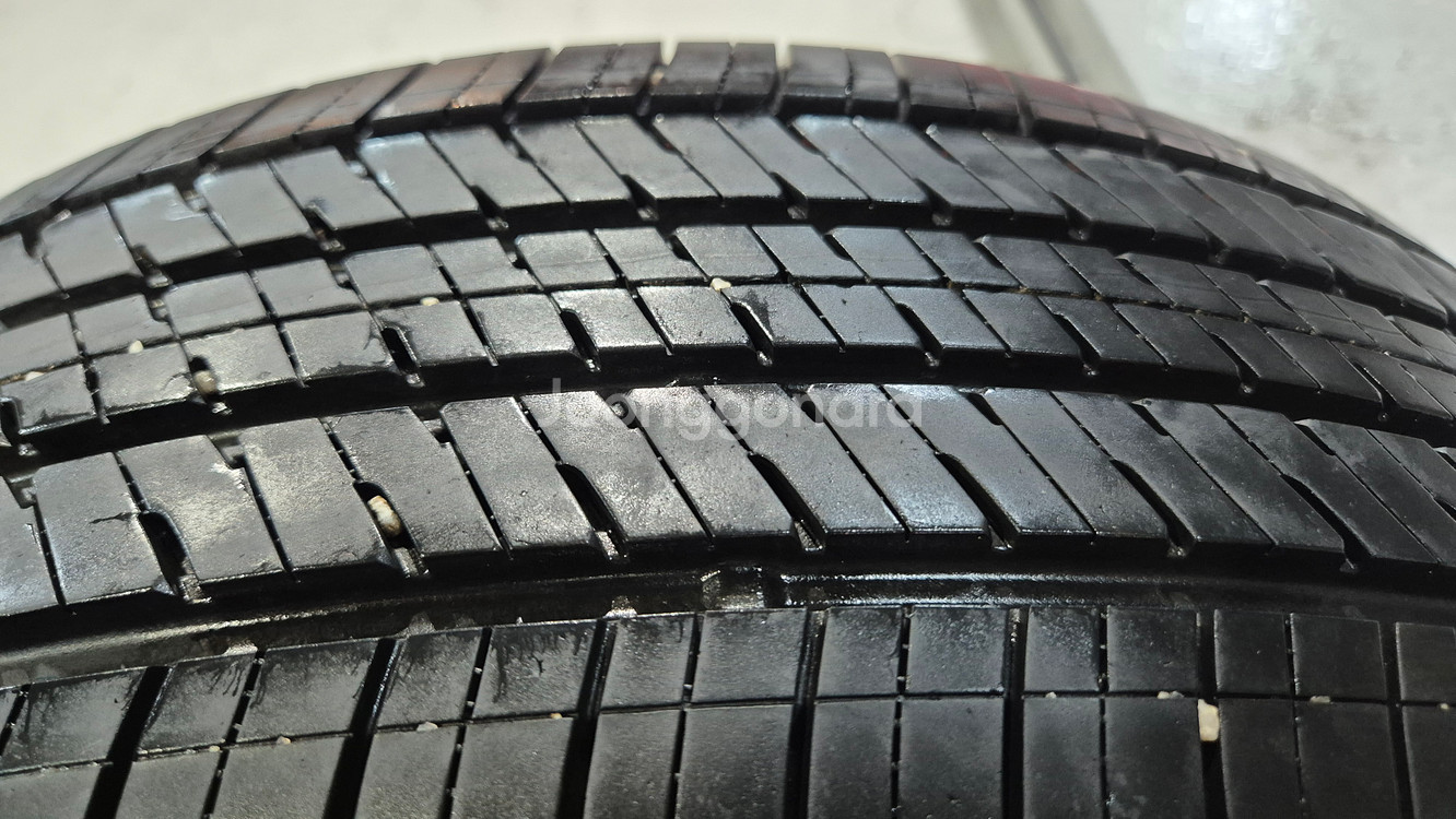 중고 타이어 205 55 17 브릿지스톤 EP422 1본 2055517--1