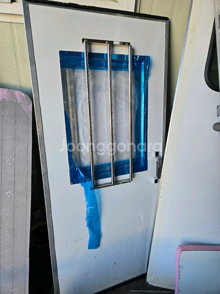 캠핑카 차량용 문--2