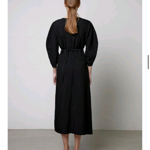 리파인드902 셔링 발롱 원피스 S