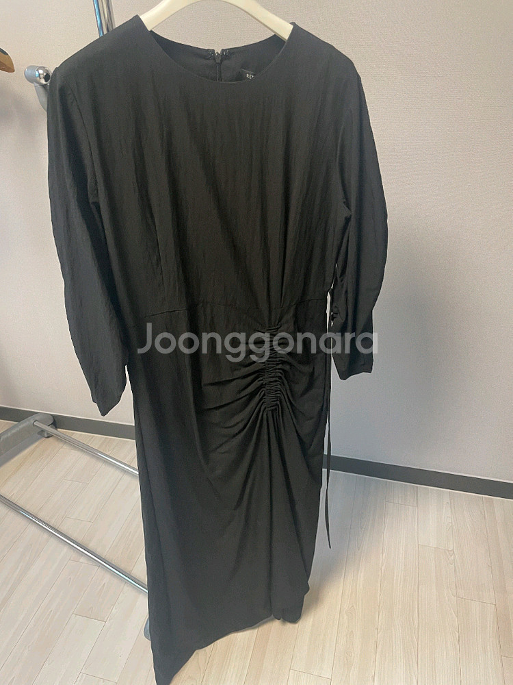 리파인드902 셔링 발롱 원피스 S--4