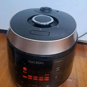 쿠쿠 6인용 압력밥솥