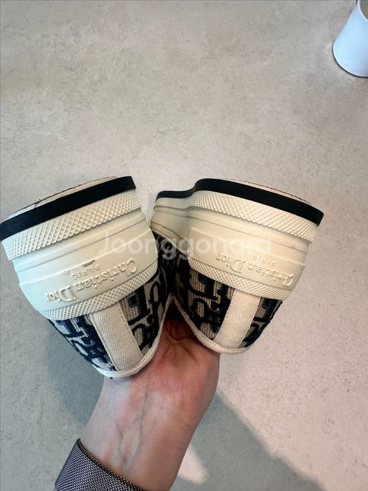 오블리크 패턴 스니커즈--3