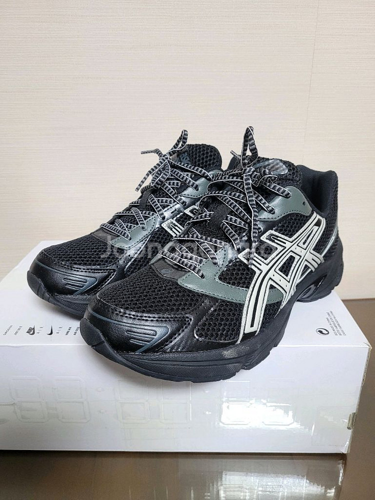 아식스 젤 쿠셔닝 운동화 블랙 280--3