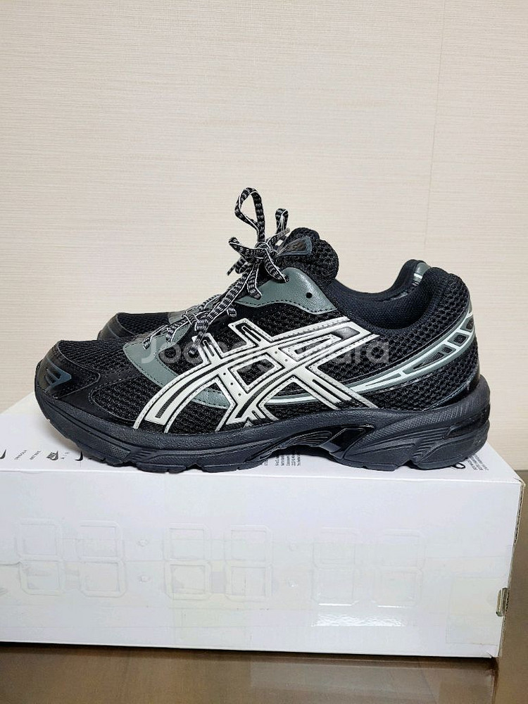 아식스 젤 쿠셔닝 운동화 블랙 280--4