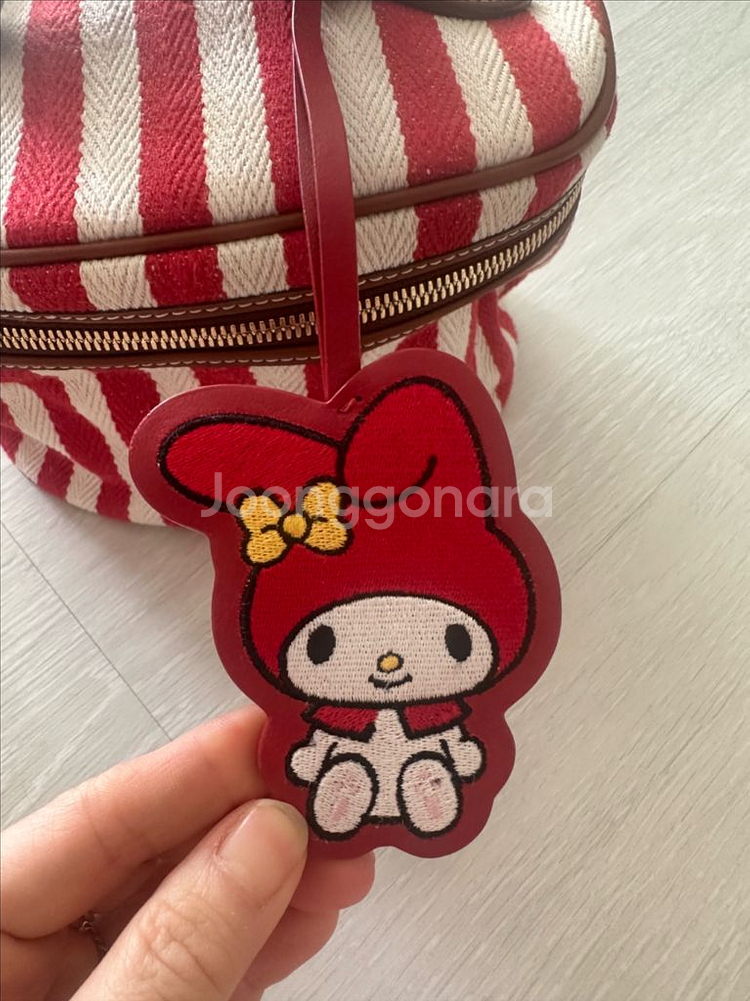 페퍼윤윤 키티백 & 스트라이프백 판매해요--3