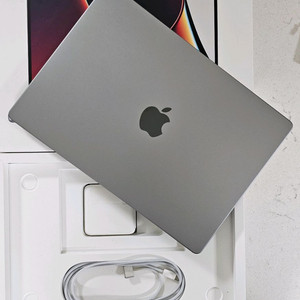 맥북 프로 M1PRO 14 16/512 17/100퍼