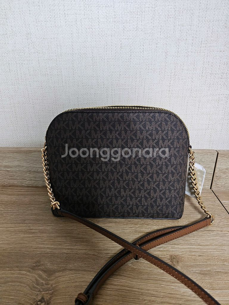 마이클코어스 크로스백 새상품 택포--5