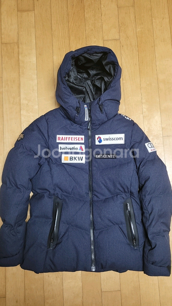 데상트 스위스 스키팀 다운 패딩 점퍼--0