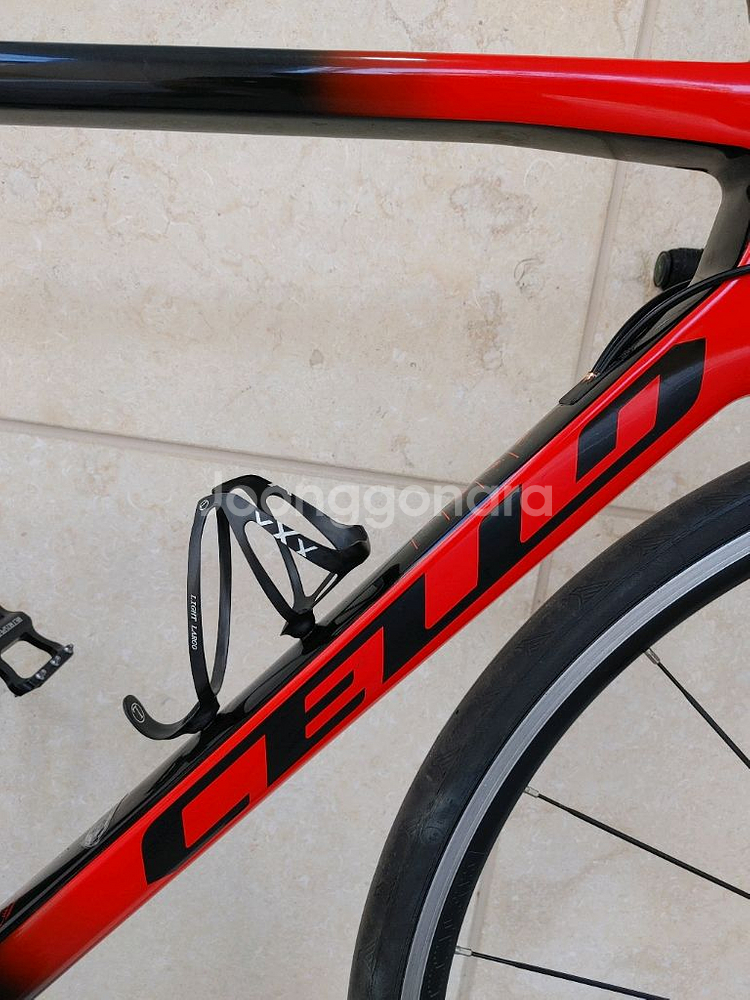 가성비 좋은 20년 첼로 케인s8 풀 울테그라 카본 로드자전거 470사이즈 팔아요.--2