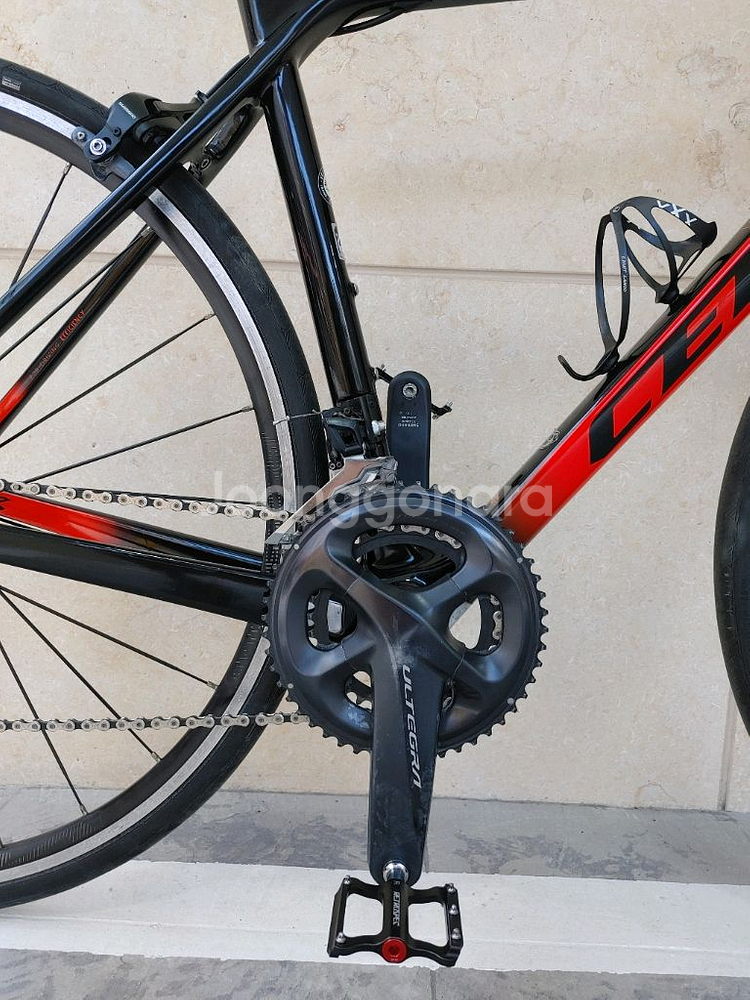 가성비 좋은 20년 첼로 케인s8 풀 울테그라 카본 로드자전거 470사이즈 팔아요.--3