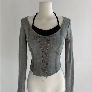 클라우드이모션 오들리 앤틱 아일렛 탑 새상품