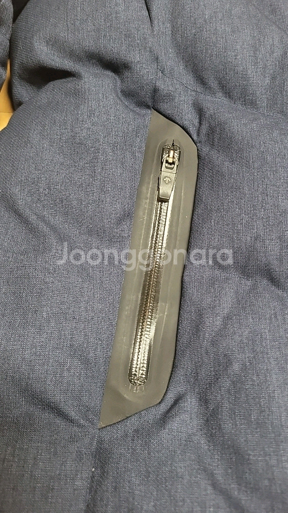 데상트 스위스 스키팀 다운 패딩 점퍼--5