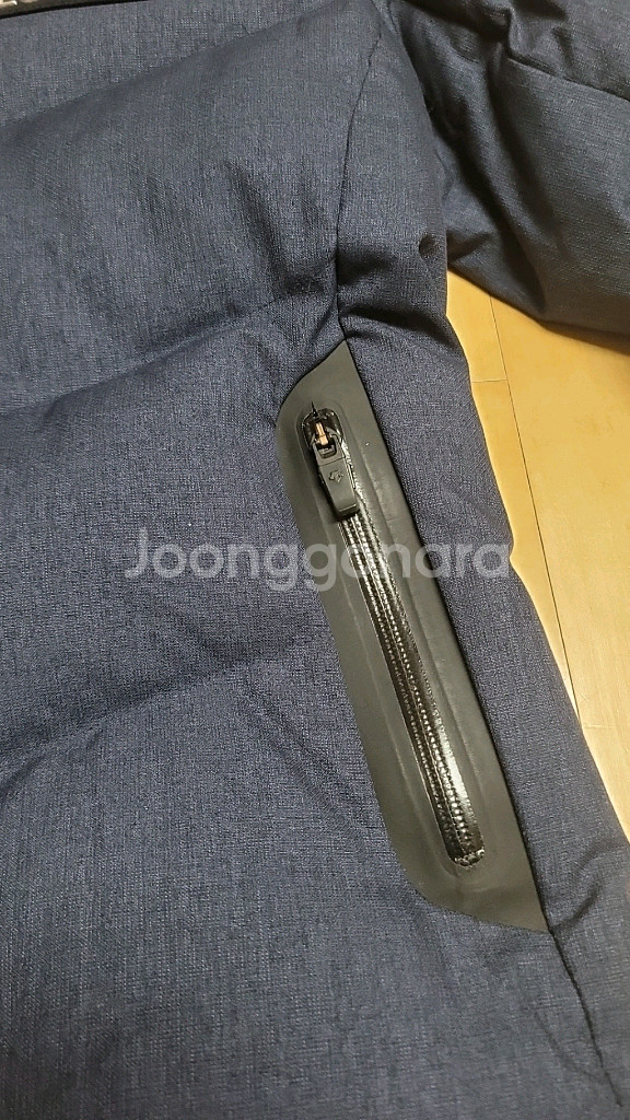 데상트 스위스 스키팀 다운 패딩 점퍼--4